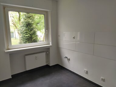 Wohnung zur Miete 659 € 4 Zimmer 90,2 m² Erdgeschoss Uhlandstraße 7b Beckum Beckum 59269