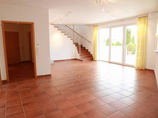 Maisonette zur Miete 1.880 € 4,5 Zimmer 170 m² frei ab sofort Heldenbergen Nidderau 61130