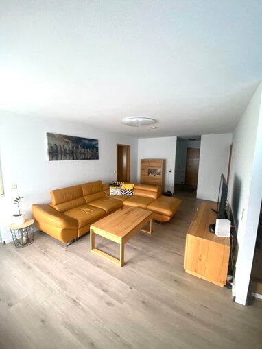 Wohnung zur Miete 900 € 2 Zimmer 65 m² 3. Geschoss Bahnhofstraße 51 Lauffen am Neckar 74348