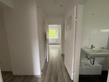 Wohnung zur Miete 510 € 4 Zimmer 80,9 m² 1. Geschoss Marktstraße 31 Wiesmoor Wiesmoor 26639