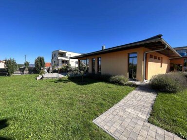 Bungalow zum Kauf 585.000 € 4 Zimmer 135 m² 904 m² Grundstück Hemau Hemau 93155