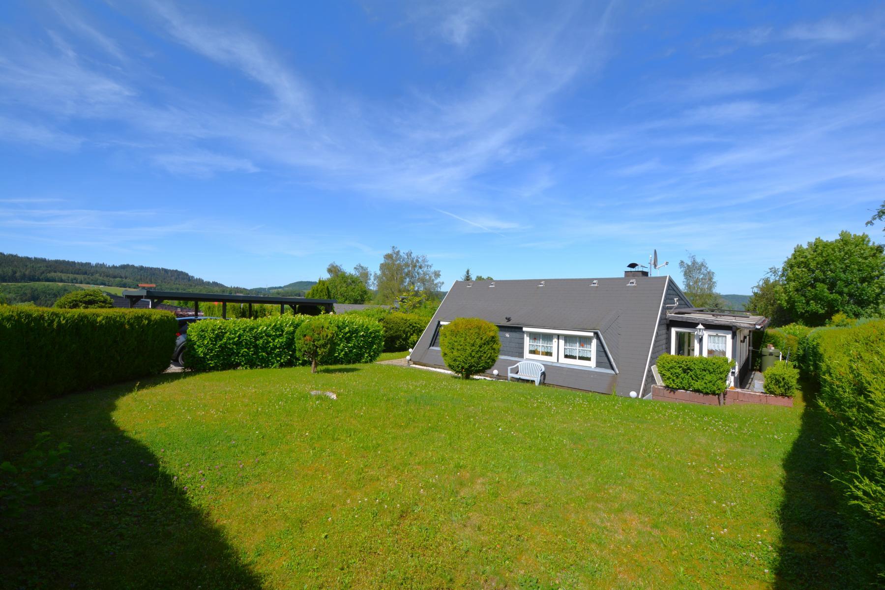 Bungalow zum Kauf 158.000 € 4 Zimmer 75 m²<br/>Wohnfläche 669 m²<br/>Grundstück Gerolstein Gerolstein 54568