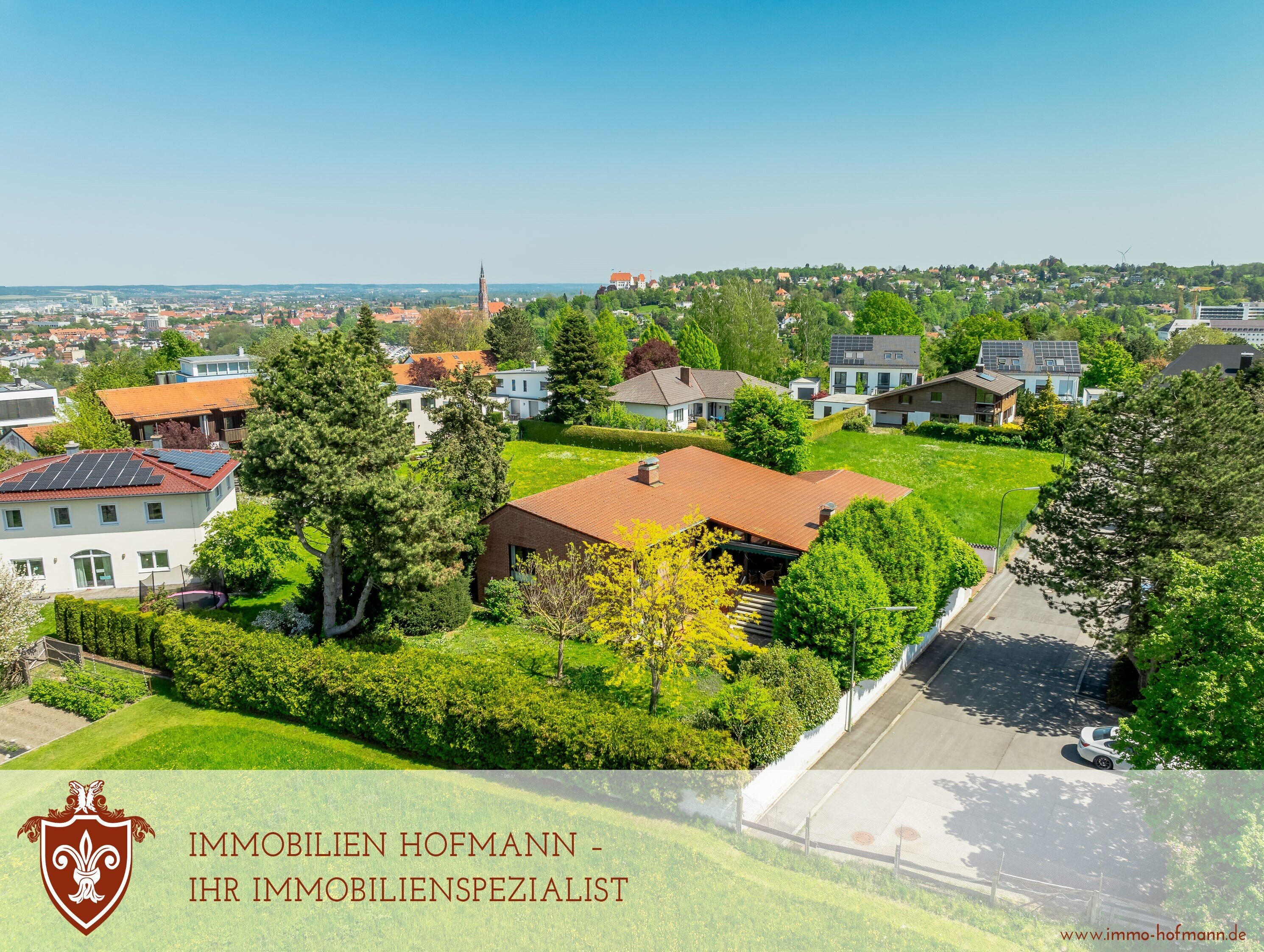 Bungalow zum Kauf 1.150.000 € 7 Zimmer 311,8 m²<br/>Wohnfläche 959 m²<br/>Grundstück Achdorf Landshut 84036