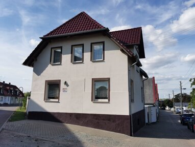 Einfamilienhaus zum Kauf Provisionsfrei 88.500 € 7 Zimmer 140,6 m² 275 m² Grundstück Plötzkau Plötzkau 06425
