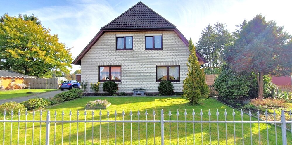 Mehrfamilienhaus zum Kauf 289.000 € 6 Zimmer 191 m²<br/>Wohnfläche 1.056 m²<br/>Grundstück Westrhauderfehn Rhauderfehn 26817