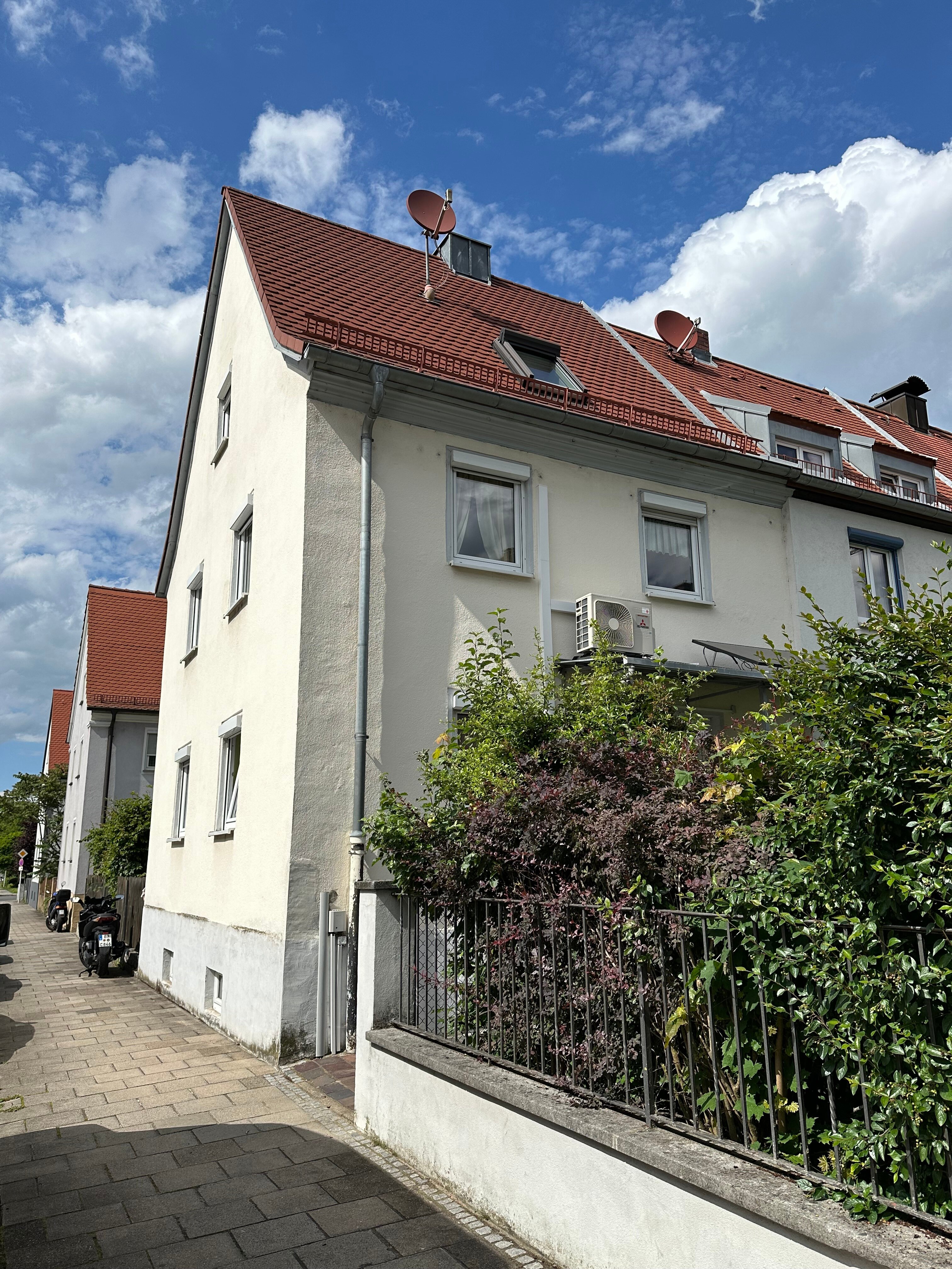 Reihenendhaus zum Kauf 349.000 € 4 Zimmer 98 m²<br/>Wohnfläche 127 m²<br/>Grundstück Domberg Bamberg 96052