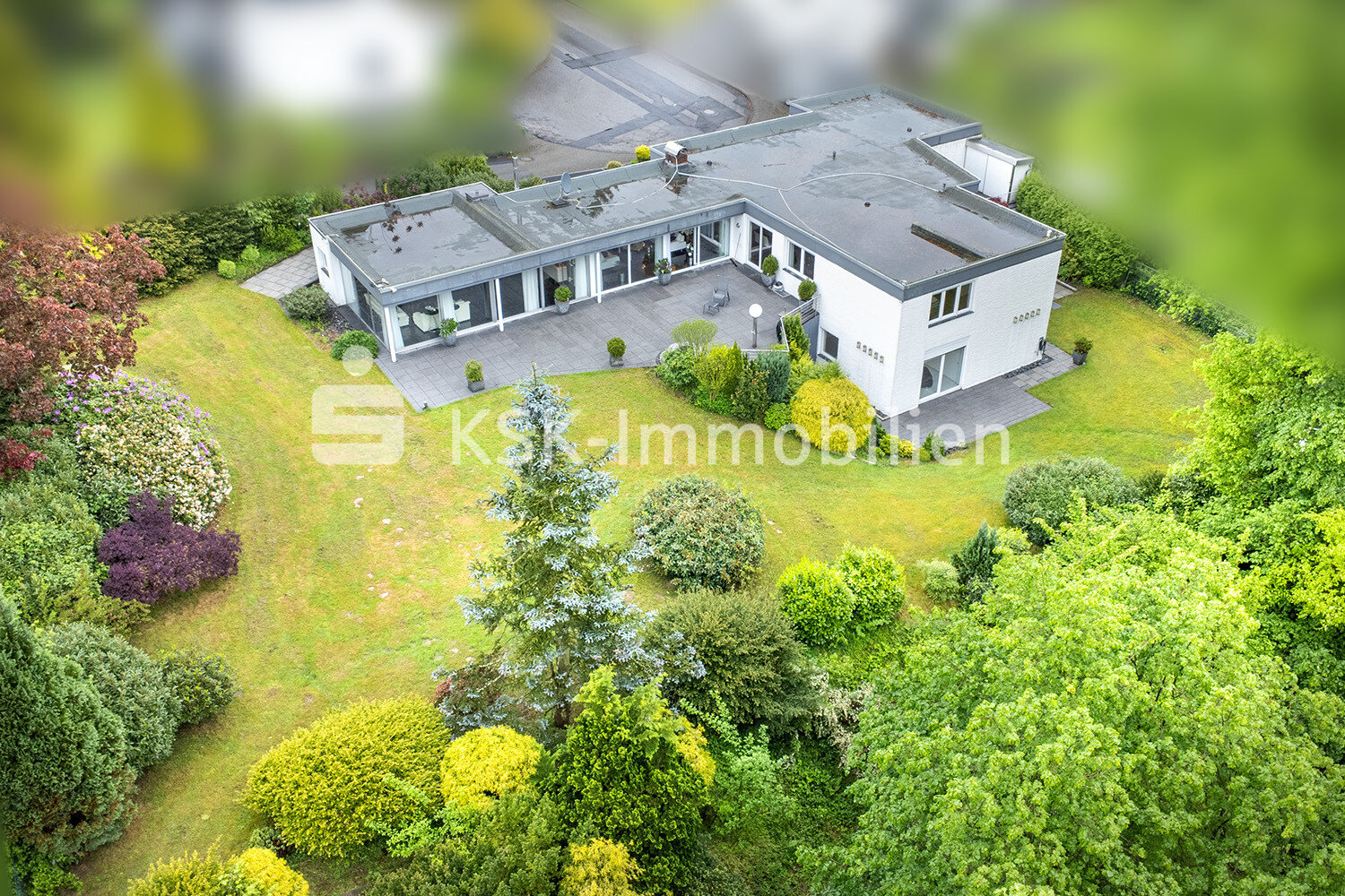 Einfamilienhaus zum Kauf 989.000 € 8 Zimmer 232,5 m²<br/>Wohnfläche 1.969 m²<br/>Grundstück Romaney Bergisch Gladbach 51467