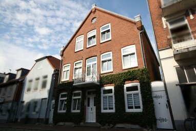 Mehrfamilienhaus zum Kauf 335.000 € 7 Zimmer 204 m² Grundstück Neuwerk Rendsburg 24768