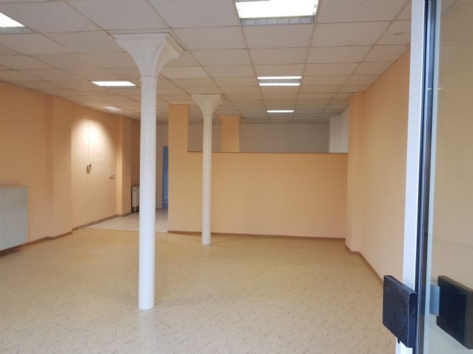 Laden zur Miete provisionsfrei 4 € 2 Zimmer 84,1 m²<br/>Verkaufsfläche Hauptstr. 2 Groß Rosenburg Barby 39240