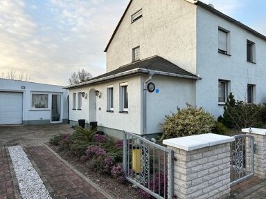 Haus zum Kauf 206.000 € 5 Zimmer 210 m² 826 m² Grundstück frei ab sofort Stendal Stendal 39576