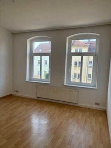 Wohnung zur Miete 250 € 2 Zimmer 52 m² frei ab sofort Löbauer Straße 74 Zittau Zittau 02763