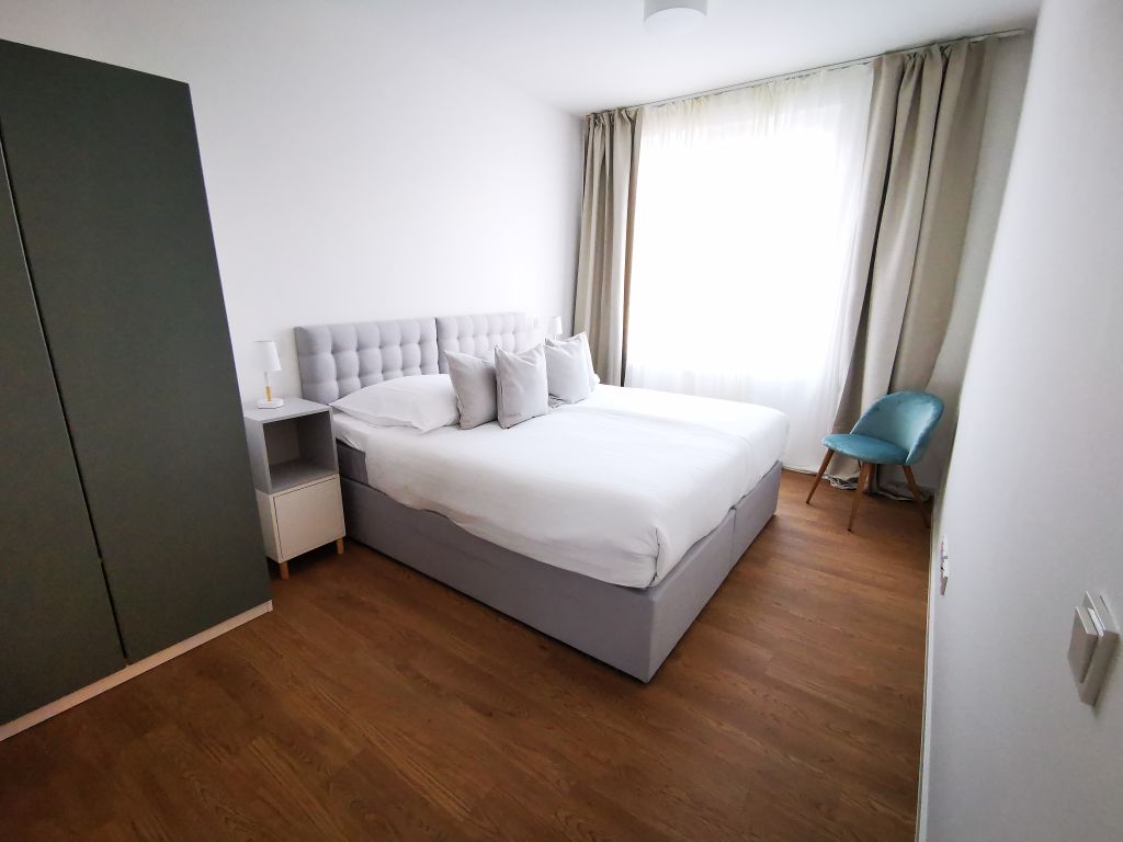 Wohnung zur Miete Wohnen auf Zeit 2.568 € 3 Zimmer 70 m²<br/>Wohnfläche 04.11.2024<br/>Verfügbarkeit Helene-Jacobs-Straße Schmargendorf Berlin 14199