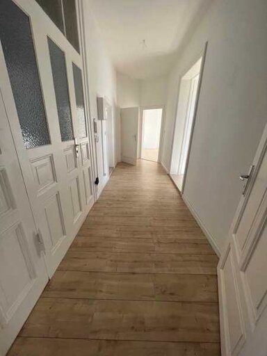 Wohnung zur Miete 700 € 4 Zimmer 120 m² frei ab sofort Buckauerstraße Am Glacis Magdeburg 39112