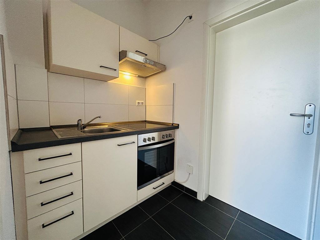 Wohnung zur Miete 200 € 1 Zimmer 20,4 m²<br/>Wohnfläche Senefelder Straße 12 Lutherviertel 221 Chemnitz 09126