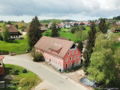 Wohn- und Geschäftshaus zum Kauf als Kapitalanlage geeignet 425.000 € 200 m² 2.929 m² Grundstück Bergalingen Rickenbach / Bergalingen 79736