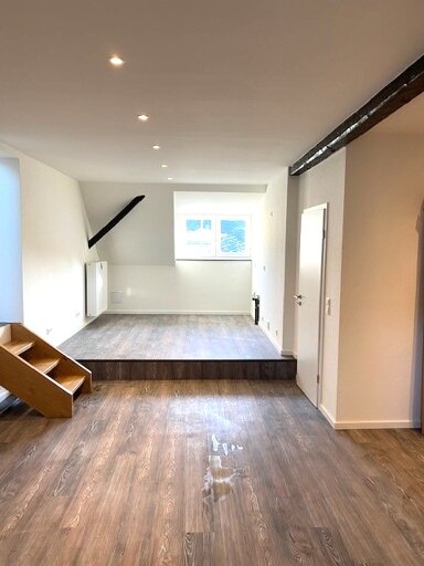 Wohnung zum Kauf provisionsfrei 199.000 € 3 Zimmer 70,5 m² 2. Geschoss frei ab sofort Am Markt 43 Lieser 54470