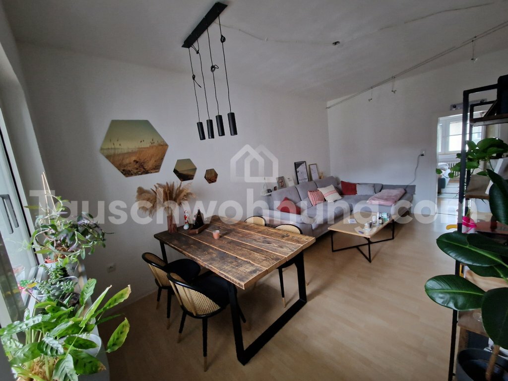 Wohnung zur Miete 700 € 3 Zimmer 82 m²<br/>Wohnfläche 3. Stock<br/>Geschoss Neustadt - Süd Köln 50674
