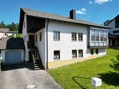 Einfamilienhaus zum Kauf 370.000 € 8 Zimmer 209 m² 748 m² Grundstück Luhe Luhe-Wildenau 92706