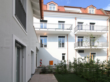 Wohnung zum Kauf Provisionsfrei 1.059.000 € 3 Zimmer 101 m² 2. Geschoss frei ab sofort Altperlach München 81737