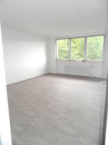 Wohnung zur Miete nur mit Wohnberechtigungsschein 614 € 3 Zimmer 84 m² 6. Geschoss Hamborner Altmarkt 1-3 Alt-Hamborn Duisburg 47166