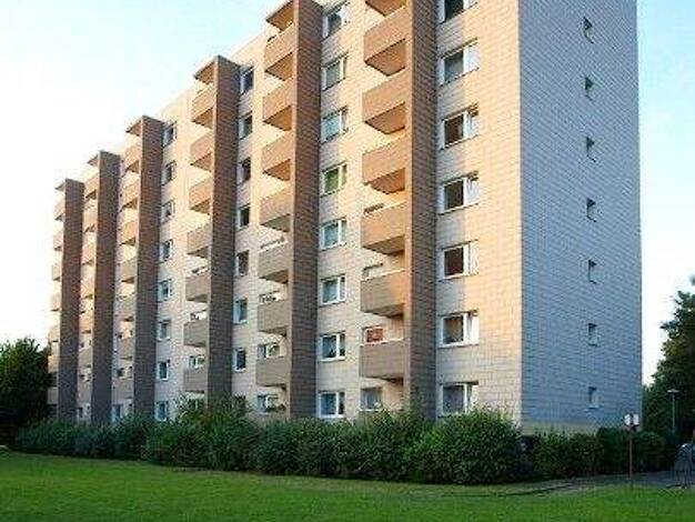 Wohnung zur Miete 557 € 2 Zimmer 56 m² 5. Geschoss frei ab 21.12.2025 Bahnstr. 52 Cracau Krefeld 47799