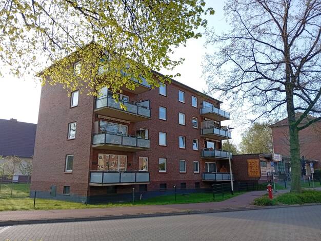 Wohnung zur Miete 900 € 4 Zimmer 78 m² frei ab sofort Hastedtstraße 1 Buxtehude Buxtehude 21614
