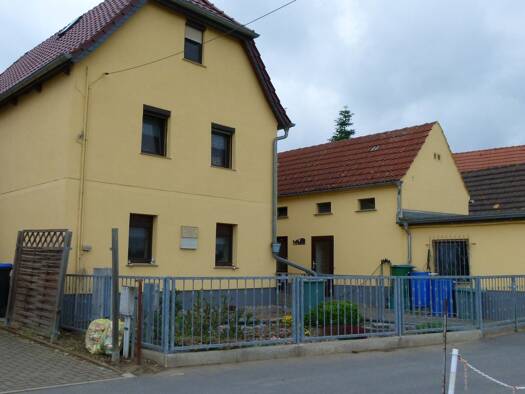 Einfamilienhaus zum Kauf 137.500 € 5 Zimmer 110 m² 927 m² Grundstück Röderau-Bobersen Zeithain 01619