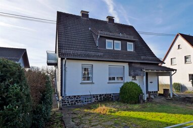 Einfamilienhaus zum Kauf 265.000 € 4 Zimmer 121 m² 970 m² Grundstück Asbach Asbach , Westerw 53567