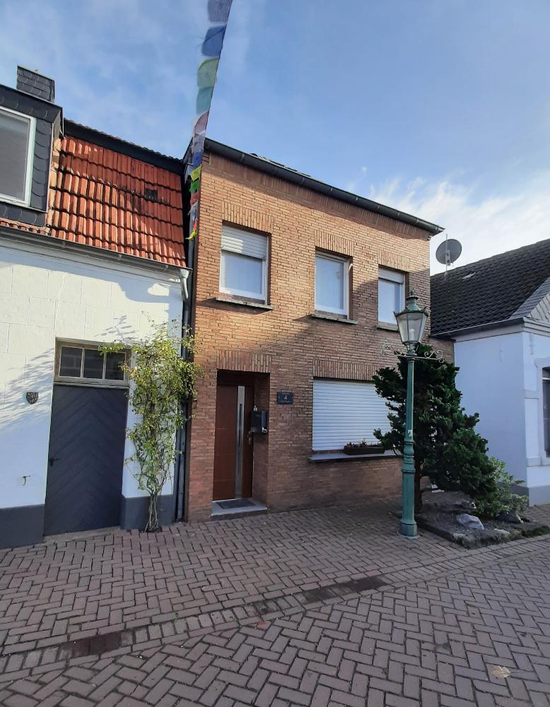 Haus zum Kauf 266.000 € 5 Zimmer 150 m²<br/>Wohnfläche 202 m²<br/>Grundstück Twisteden / Kleinkevelaer Kevelaer-Wetten 47625