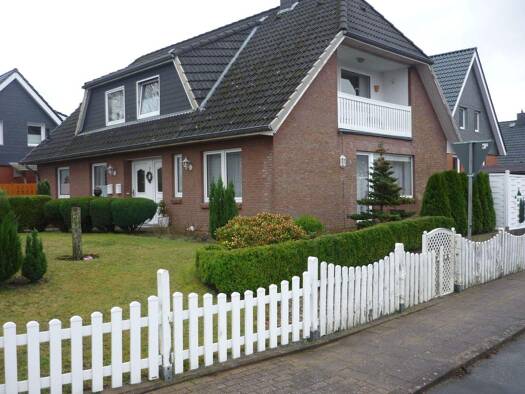 Mehrfamilienhaus zum Kauf 325.000 € 7 Zimmer 176 m² 544 m² Grundstück frei ab sofort Poststr.25 a Jevenstedt 24808