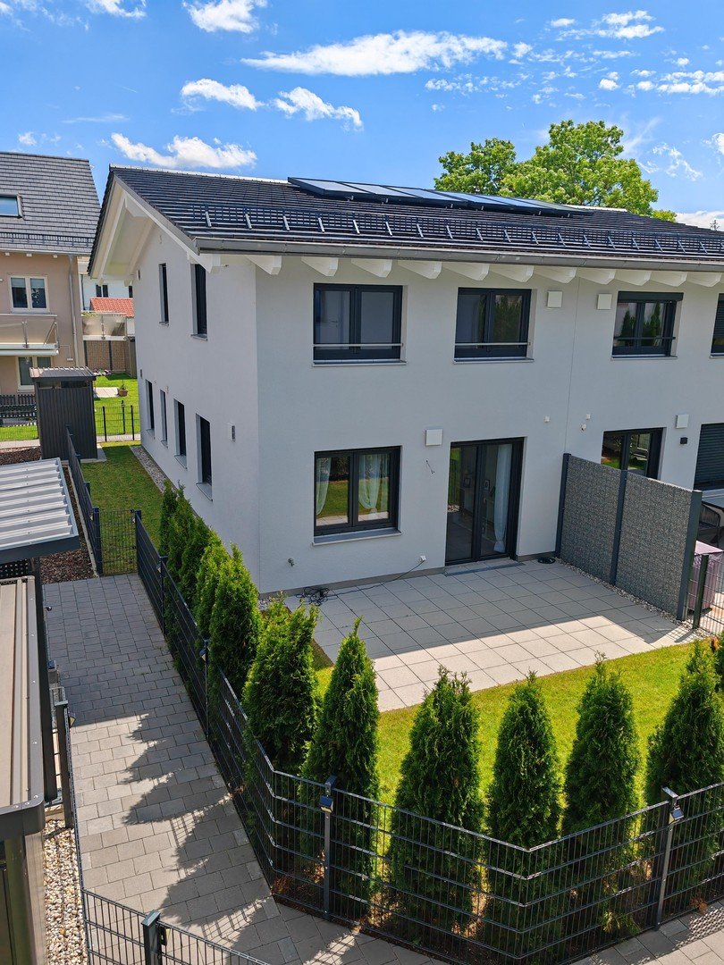 Doppelhaushälfte zum Kauf Provisionsfrei 909.700 € 5 Zimmer 125,3 m²<br/>Wohnfläche 140 m²<br/>Grundstück Erlenweg Faistenhaar Kr. München - Brunnthal 85649