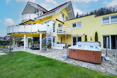 Mehrfamilienhaus zum Kauf 1.330.000 € 9 Zimmer 400 m² 903 m² Grundstück Yach Elzach 79215