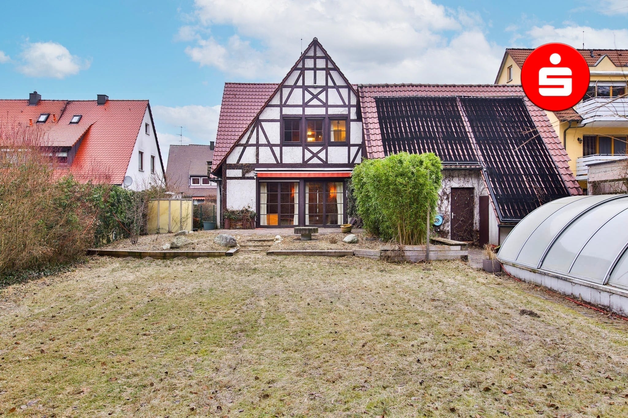 Einfamilienhaus zum Kauf 929.000 € 7 Zimmer 207 m²<br/>Wohnfläche 1.114 m²<br/>Grundstück Ab sofort<br/>Verfügbarkeit Fischbach Nürnberg 90475