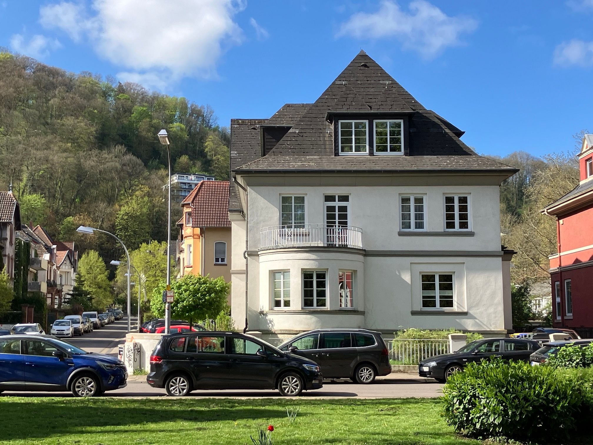 Villa zum Kauf Provisionsfrei 1.019.000 € 23 Zimmer 744 m²<br/>Wohnfläche 873 m²<br/>Grundstück Winterberg Saarbrücken 66119
