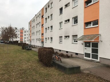 Wohnung zur Miete 619 € 4 Zimmer 80,5 m² 3. Geschoss frei ab sofort Neuhofstraße 16 Lamboy Hanau 63452