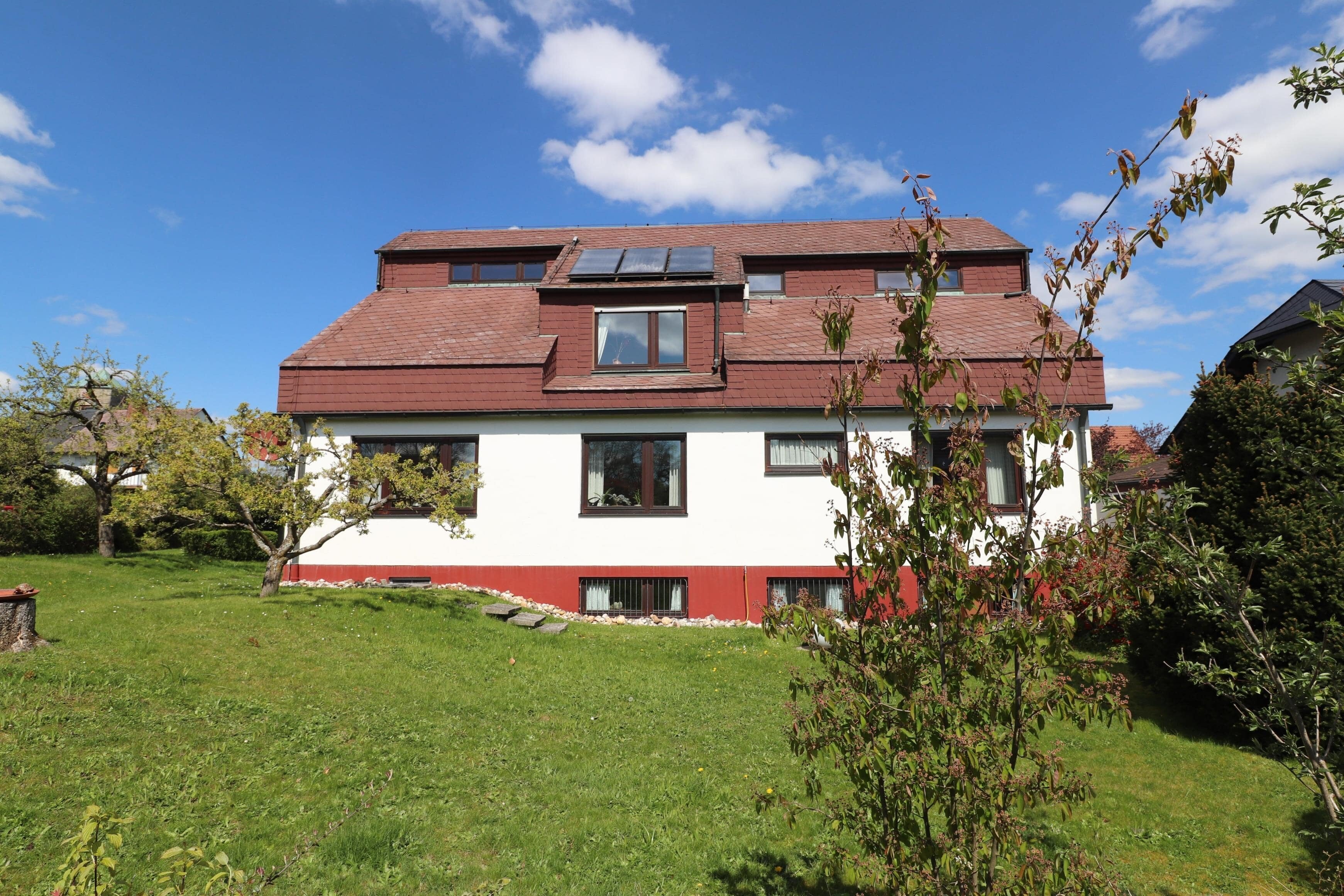 Einfamilienhaus zum Kauf 290.000 € 10 Zimmer 197 m²<br/>Wohnfläche 723 m²<br/>Grundstück 01.11.2024<br/>Verfügbarkeit Moschendorf Hof 95032