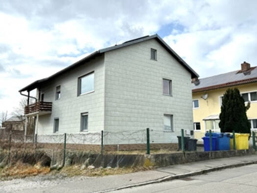 Einfamilienhaus zum Kauf 425.000 € 5 Zimmer 142,5 m² 1.250 m² Grundstück Gendorf Burgkirchen an der Alz 84508