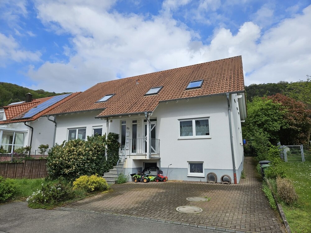 Mehrfamilienhaus zum Kauf 689.000 € 10 Zimmer 254 m²<br/>Wohnfläche 799 m²<br/>Grundstück Klingenmünster 76889