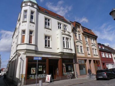 Wohnung zur Miete 450 € 2 Zimmer 71,5 m² 2. Geschoss frei ab sofort Königstr. 9 Eisenhüttenstadt Eisenhüttenstadt 15890