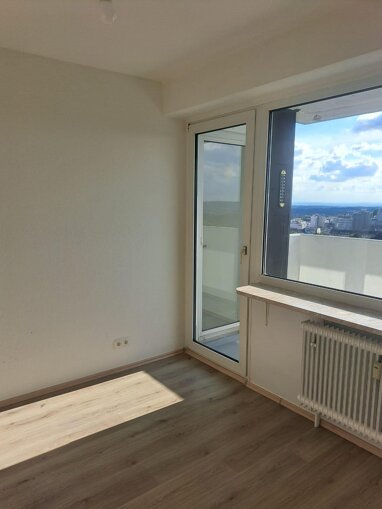 Wohnung zur Miete 549 € 3 Zimmer 74 m² 6. Geschoss Erlenstraße 23 Fichtenhöhe Remscheid 42855