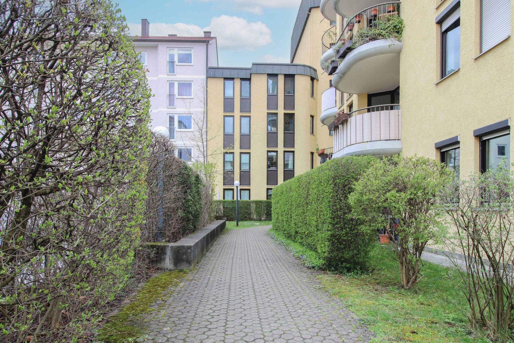 Immobilie zum Kauf 679.000 € 3 Zimmer 73 m²<br/>Fläche Am Luitpoldpark München 80797