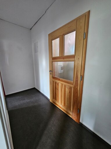 Wohnung zur Miete 480 € 2 Zimmer 80 m² 1. Geschoss Obere Bahnhofstraße Lößnitz Lößnitz 08294