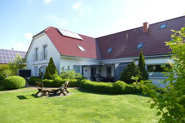 Einfamilienhaus zum Kauf 600.000 € 7 Zimmer 350 m² 986 m² Grundstück Sievershagen Lambrechtshagen 18069