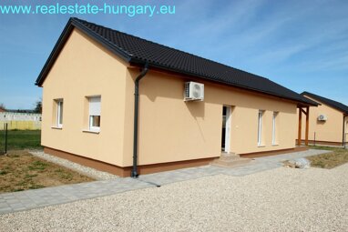 Bungalow zum Kauf 165.000 € 3 Zimmer 75 m² 349 m² Grundstück Balatonmáriafürdo 8647