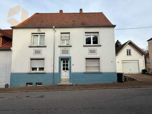 Mehrfamilienhaus zum Kauf 269.000 € 8 Zimmer 210 m² 1.595 m² Grundstück Oberbexbach Bexbach / Oberbexbach 66450