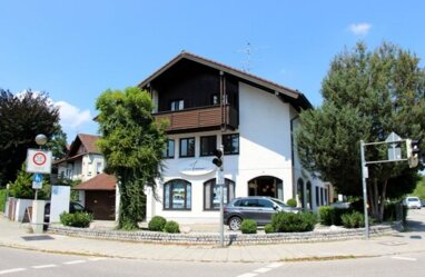 Wohnung zum Kauf Provisionsfrei 180.000 € 4 Zimmer 150 m² Biberger Str. 1 Unterhaching 82008