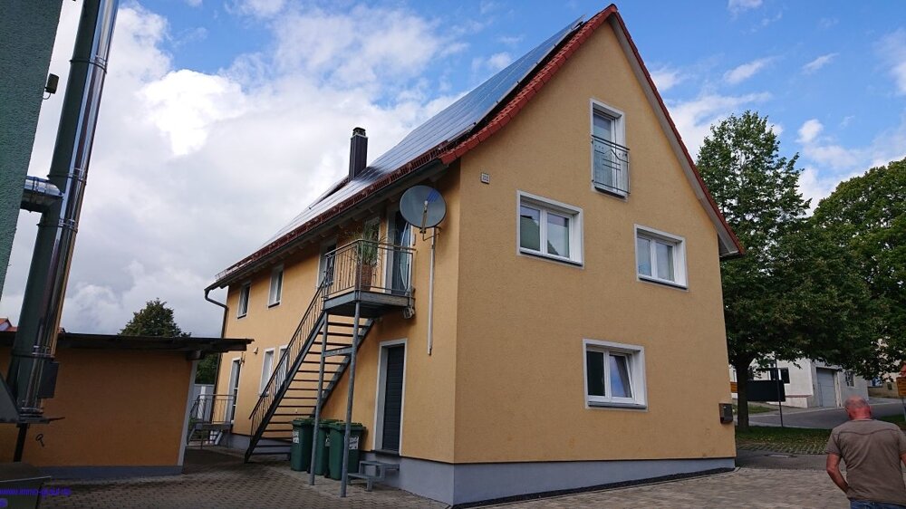 Mehrfamilienhaus zum Kauf 329.000 € 6 Zimmer 164 m²<br/>Wohnfläche 277 m²<br/>Grundstück Buch Buch am Wald 91592