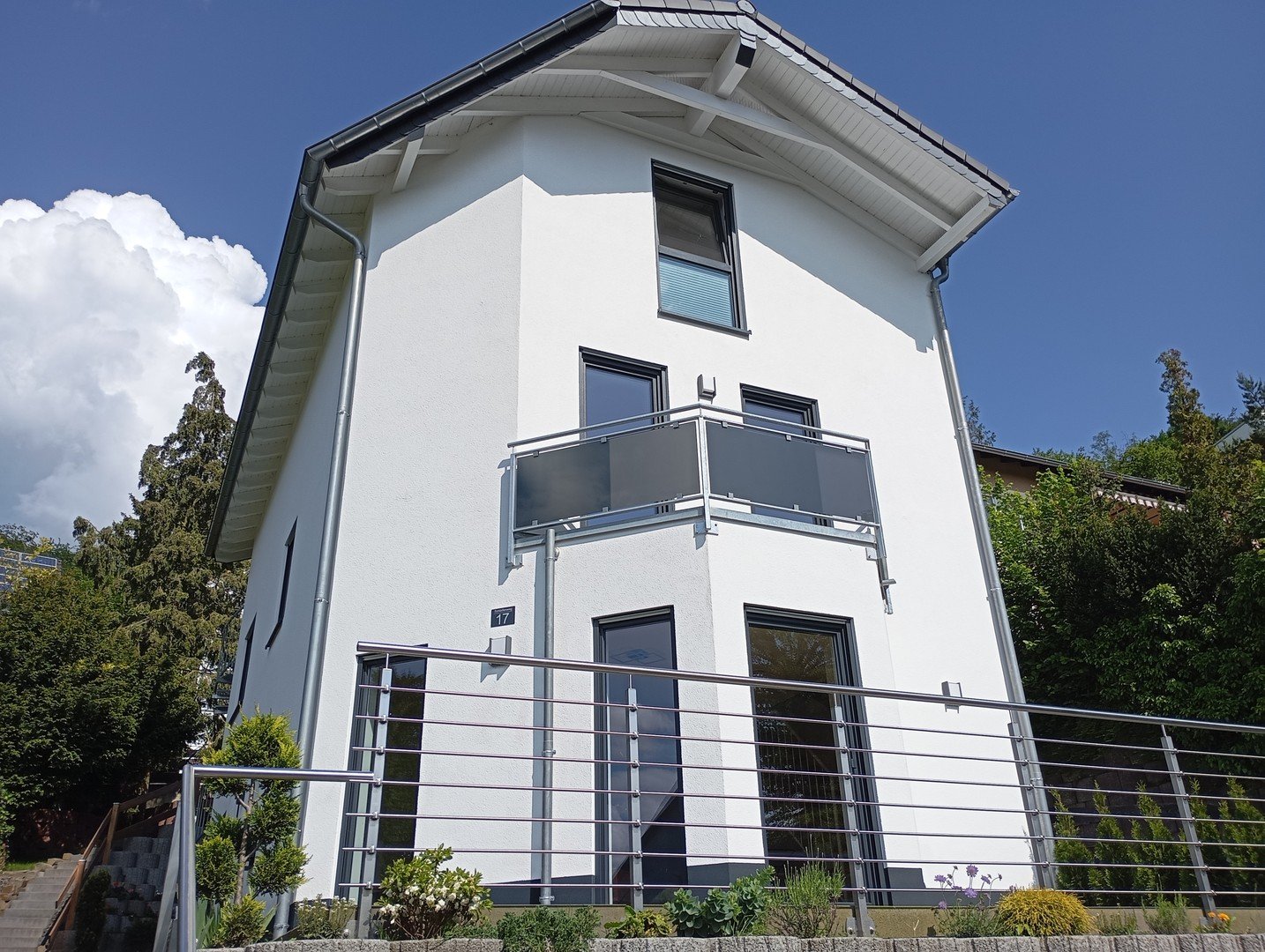 Einfamilienhaus zum Kauf Provisionsfrei 790.000 € 5 Zimmer 152 m²<br/>Wohnfläche 359 m²<br/>Grundstück Oberdollendorf Königswinter 53639