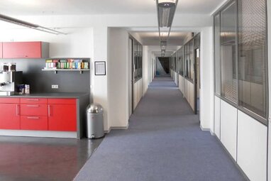 Büro-/Praxisfläche zur Miete 6 € 557 m² Bürofläche teilbar von 557 m² bis 557 m² Bettenhausen Kassel 34123