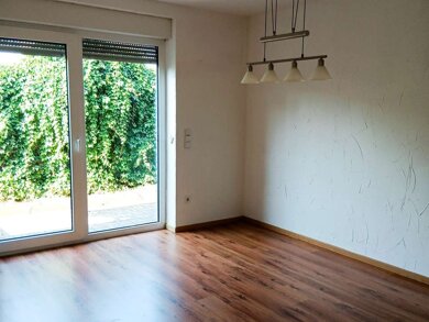 Wohnung zum Kauf 89.000 € 2 Zimmer 75 m² Burgwerben Weißenfels / Burgwerben 06667